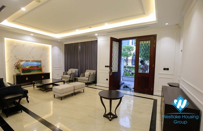 Brand-new house to let in Vinhomes Harmony Long Bien