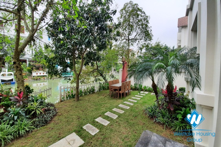 Modern unfurnished 4 bedrooms villa for rent in Vinhomes Riverside, Long Bien, Hanoi