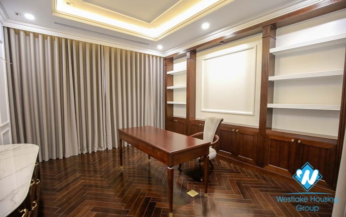 Brand-new house to let in Vinhomes Harmony Long Bien