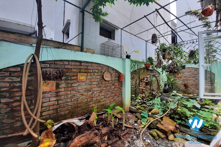 A little beautiful house for rent in Long Bien distric