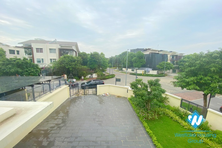 A good quality house for rent in Gamuda Garden, Yen so Park, Ha Noi.