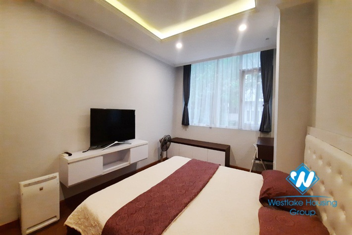 New fully renovated 2 Bedroom street Facing Apartment in Hai Ba Trung