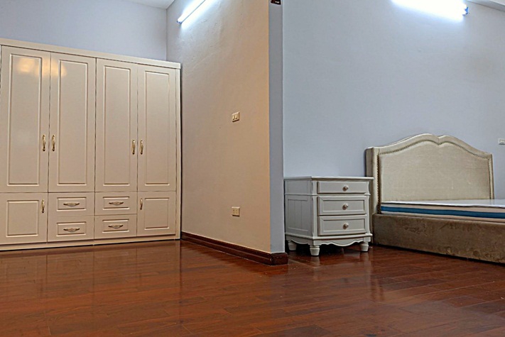 Unique style 4 bedrooms house for rent in Hoang Hoa Tham, Ba Dinh