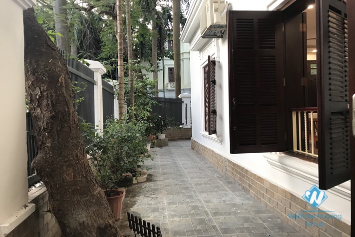 A decent villa for rent in Ciputra C Block