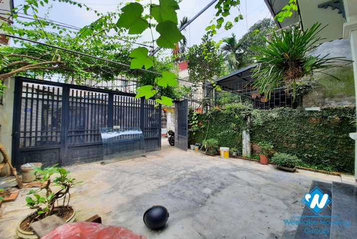 A little beautiful house for rent in Long Bien distric
