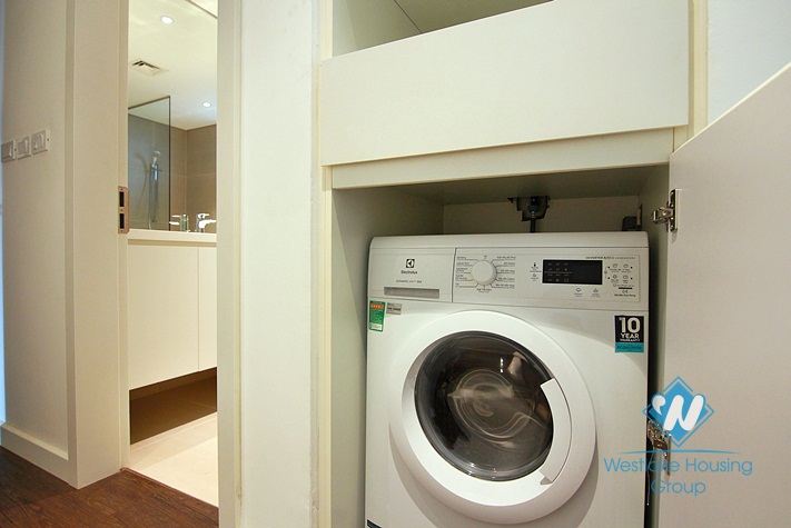A brand new and modern 1 bedroom apartment for rent in To ngoc van