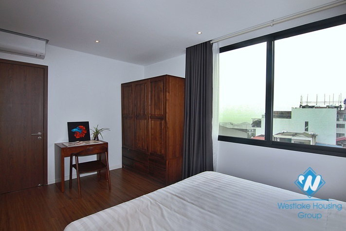 A two-bedroom apartment on the top floor with breathtaking lake view on Tu Hoa street