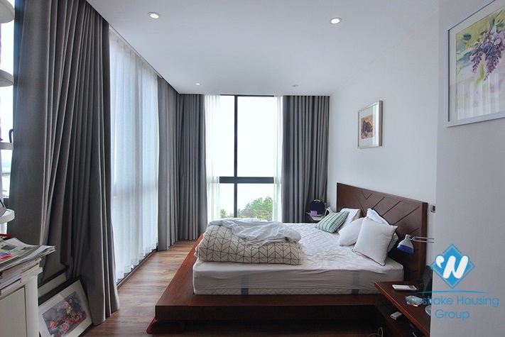 A three-bedroom duplex with lake view on the top floor on Dang Thai Mai street 