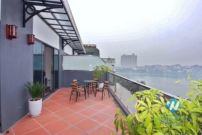 A brand new modern 2 bedroom apartment with big balcony in Xuan dieu, Tay ho