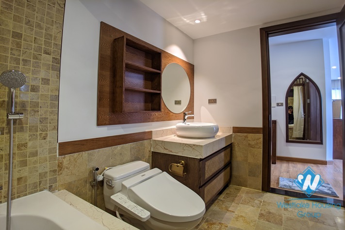 An attractive one-bedroom apartment on Ling Lang st, Ba Dinh