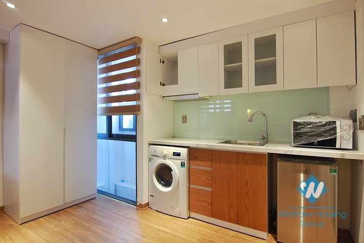 A newly studio for rent in Xuan dieu, Tay ho, Ha noi