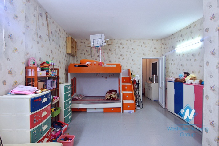 A spacious 4 bedroom house for rent in Dang thai mai, Tay ho, Ha noi