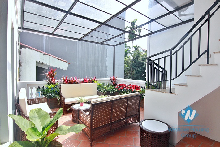 Renovated French villa for rent in Tay Ho, high ceiling, lots of outside space