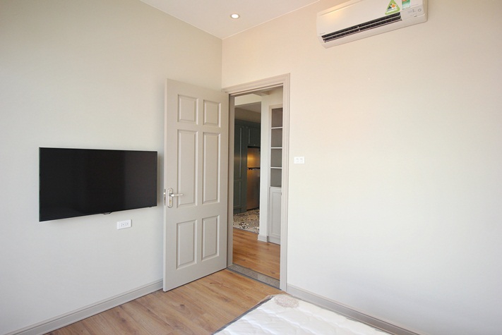 Beautiful and modern apartment for rent in Hai Ba Trung, Hanoi