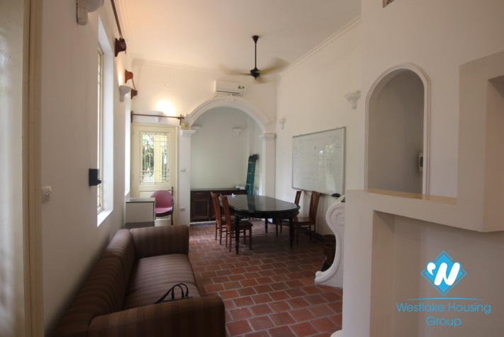 A pretty house for rent in Tu Hoa street, Tay Ho district
