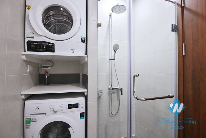 A brightly and modern studio for rent in Dang thai mai, Tay ho, Ha noi
