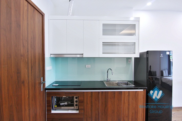 A brightly and modern studio for rent in Dang thai mai, Tay ho, Ha noi