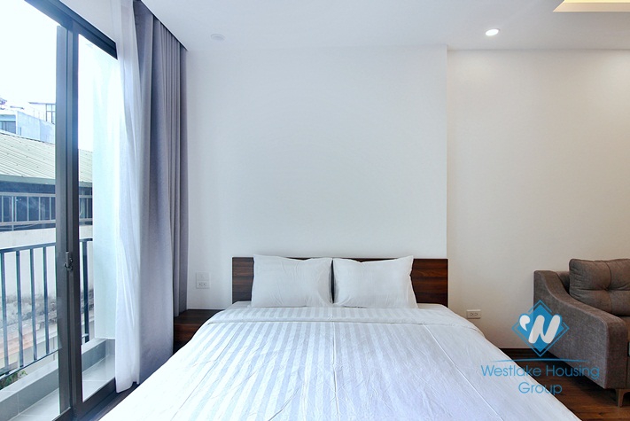 A brightly and modern studio for rent in Dang thai mai, Tay ho, Ha noi