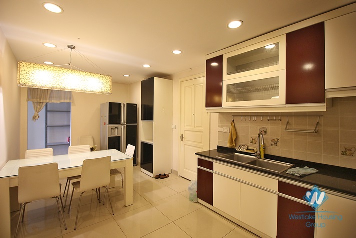 A good 3 bedroom apartment for rent in Ciputra P building
