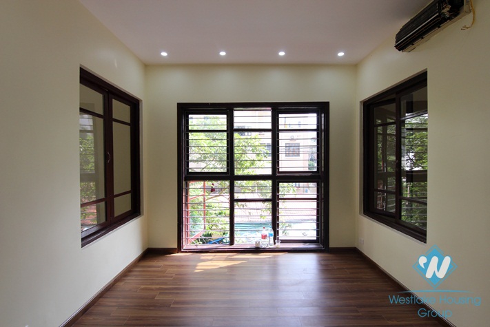 Good space for rent in Tay ho for cafe, restaurant