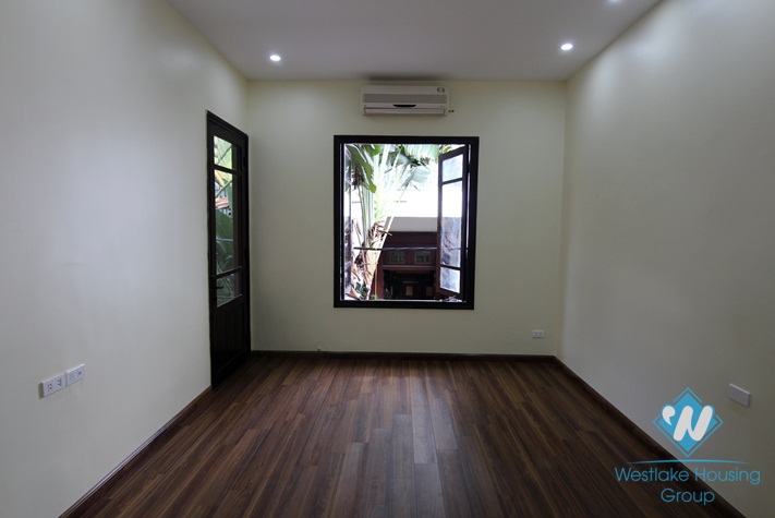 Good space for rent in Tay ho for cafe, restaurant
