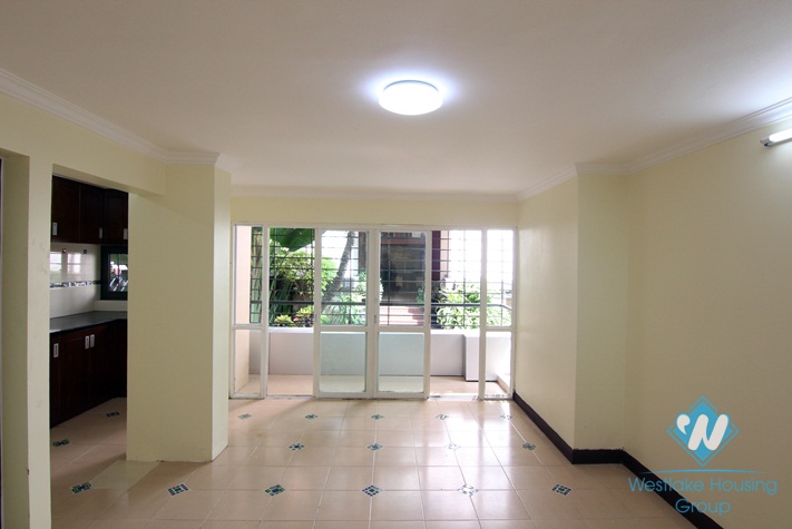 Good space for rent in Tay ho for cafe, restaurant
