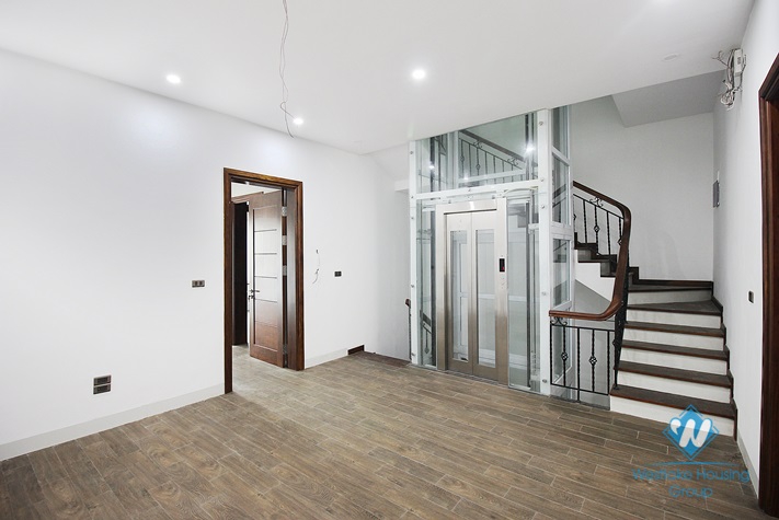 A wonderful, modern  house in semi-furnished condition for rent in T Block, Ciputra