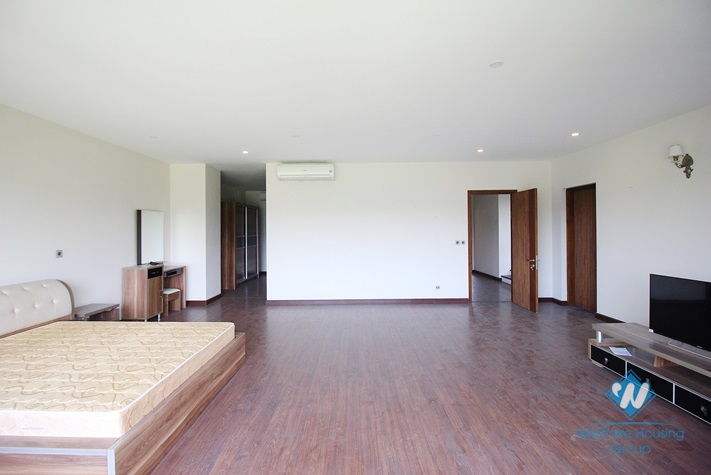 Luxury house for rent in Q block, Ciputra, Tay Ho, Hanoi