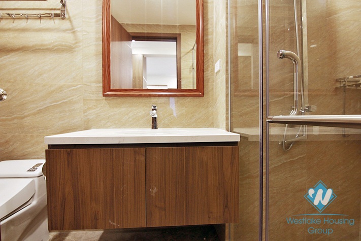 Newly 2 bedroom apartment with high quality furnitures in Tay ho, Ha noi