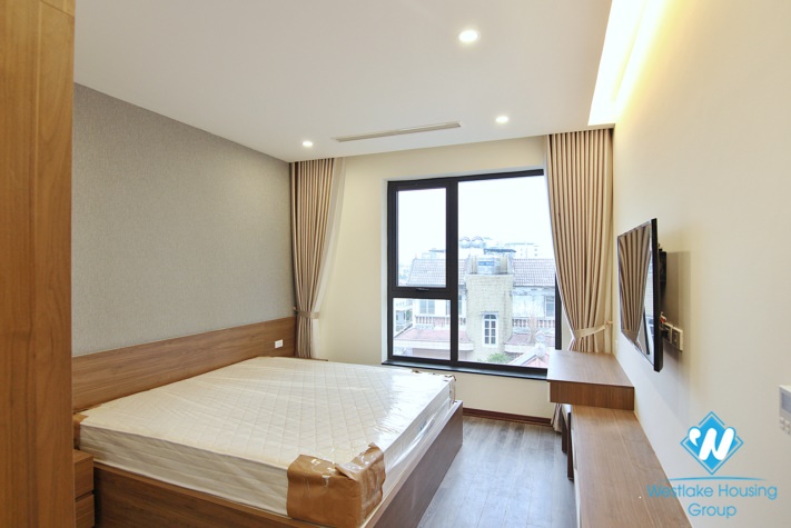  Newly good quality  2 bedroom apartment with nice view in Tay ho, Ha noi