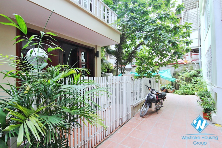 A good house for rent in Tay Ho, Ha Noi