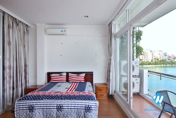 Lake view two bedrooms apartment for rent in Quang An, Tay Ho