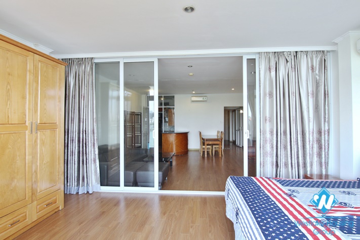 Lake view two bedrooms apartment for rent in Quang An, Tay Ho