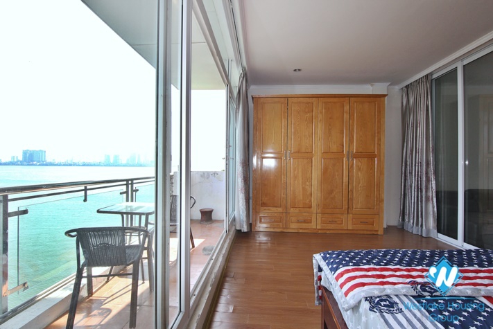Lake view two bedrooms apartment for rent in Quang An, Tay Ho