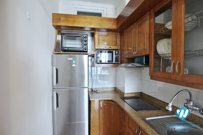Lake view two bedrooms apartment for rent in Quang An, Tay Ho