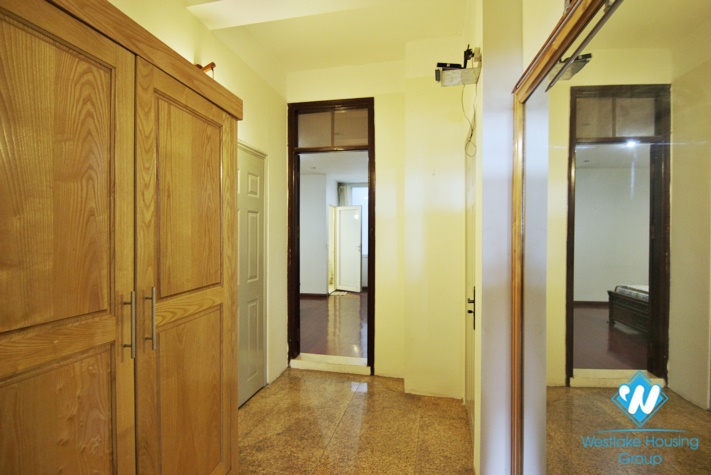 Lake view two bedrooms apartment for rent in Quang An, Tay Ho