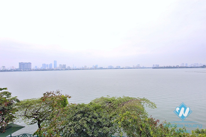 A newly 1 bedroom apartment with lake view in Yen phu village
