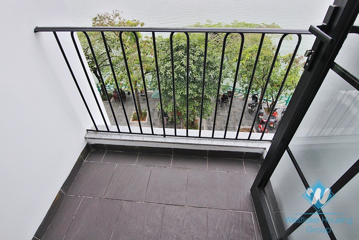 A newly 1 bedroom apartment with lake view in Yen phu village