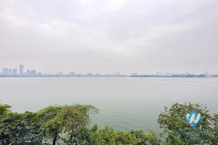 Brand new 1 bedroom apartment with lake view in Tay ho, Ha noi