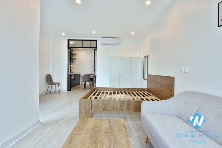 Brand new 1 bedroom apartment with lake view in Tay ho, Ha noi