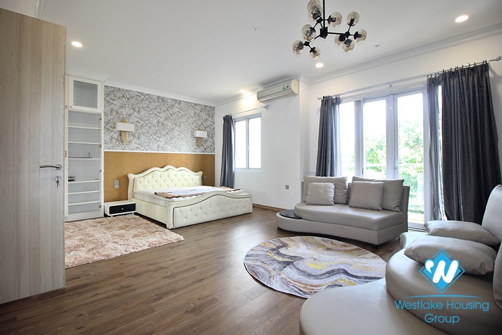 A marvelous, brand new villa for rent in K Block, Ciputra 