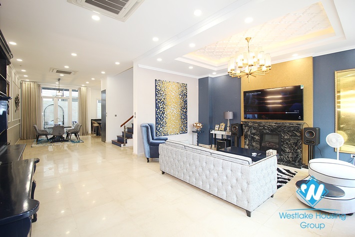 A marvelous, brand new villa for rent in K Block, Ciputra 