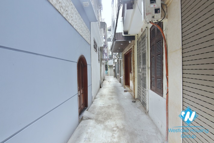 A three-bedroom house with Vietnamese style on Nghi Tam street, Tay Ho