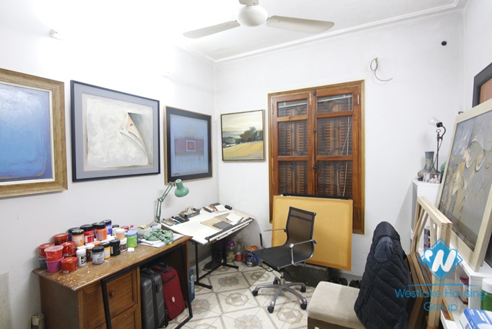 A three-bedroom house with a yard on Thuy Khue street, Ba Dinh