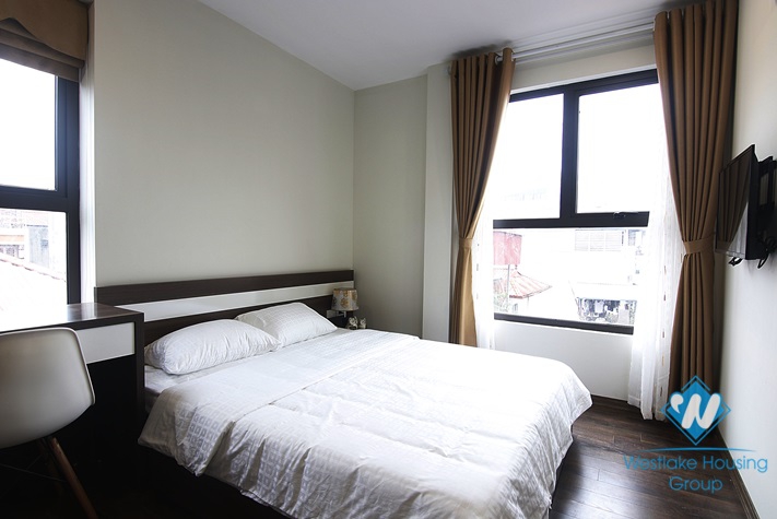 A splendid one-bedroom apartment on Dao Tan street, Ba Dinh