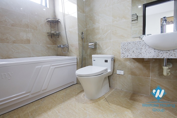 A splendid one-bedroom apartment on Dao Tan street, Ba Dinh