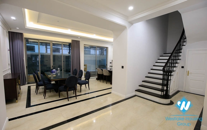 Brand-new house to let in Vinhomes Harmony Long Bien