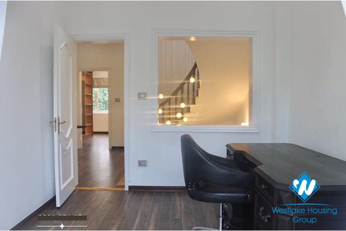 Modern 3 bedrooms villa for rent in Vinhomes Riverside, Long Bien district, Hanoi