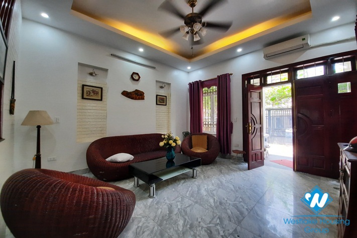 A little beautiful house for rent in Long Bien distric