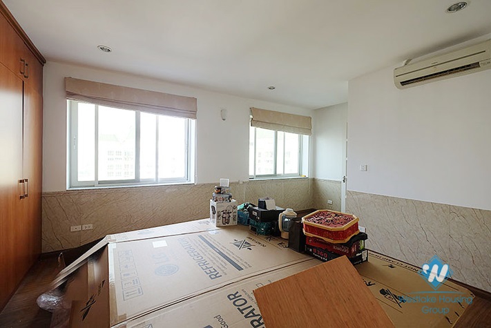 An amazingly nice and affordable penthouse apartment for rent in E tower, Ciputra